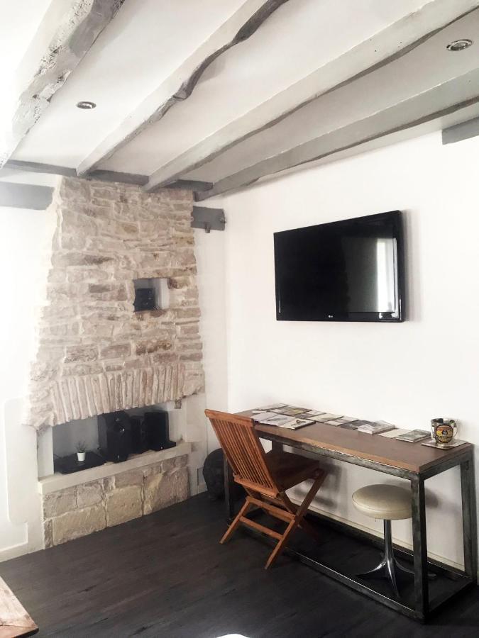 Wood Stone And Wine Appartement Beaune  Buitenkant foto