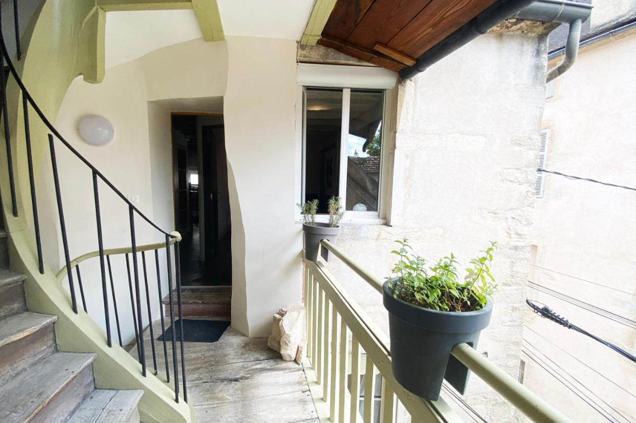 Wood Stone And Wine Appartement Beaune  Buitenkant foto